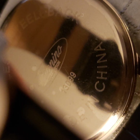 Antonino Colldction His and Hers Silvertone Faced With  Faux Crocodile Band - Picture 6 of 10